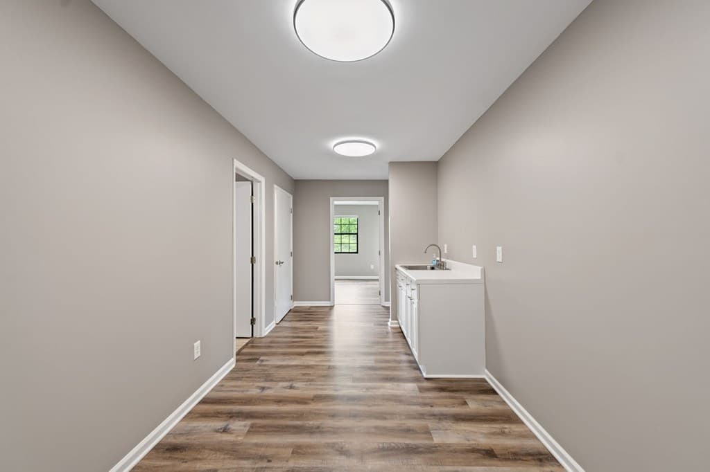 990 East Main St #4, Blue Ridge GA 30513 - Photo