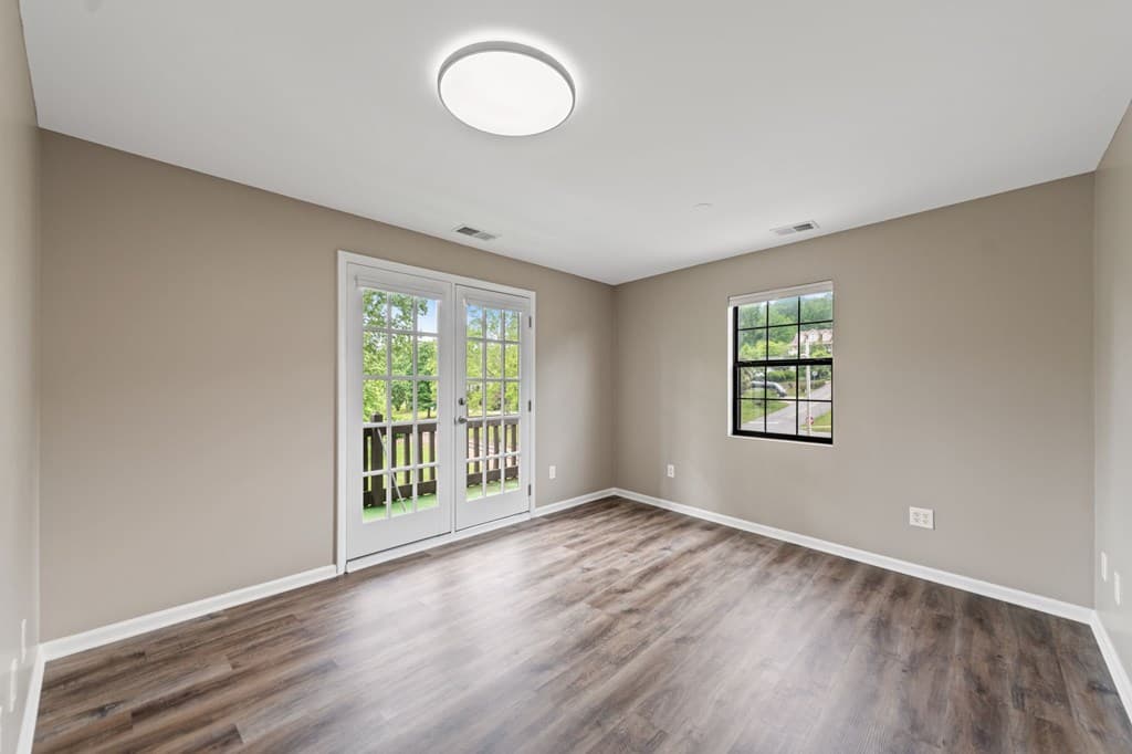 990 East Main St #4, Blue Ridge GA 30513 - Photo