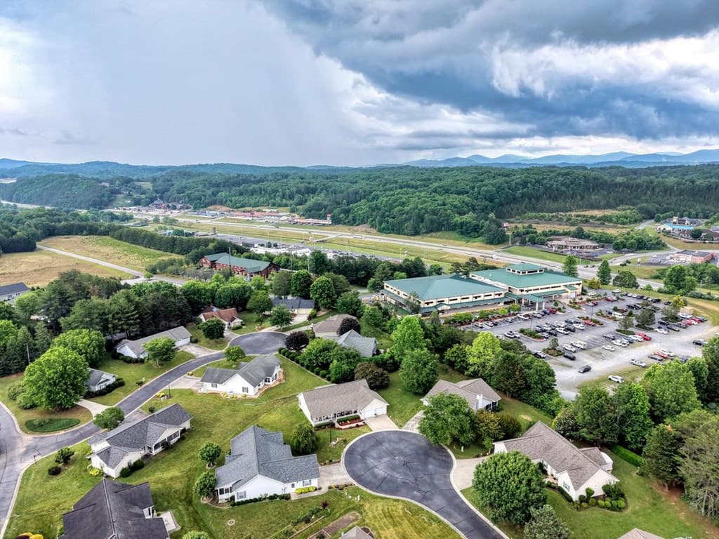 22 Sunset Court, Blue Ridge GA 30513 - Photo