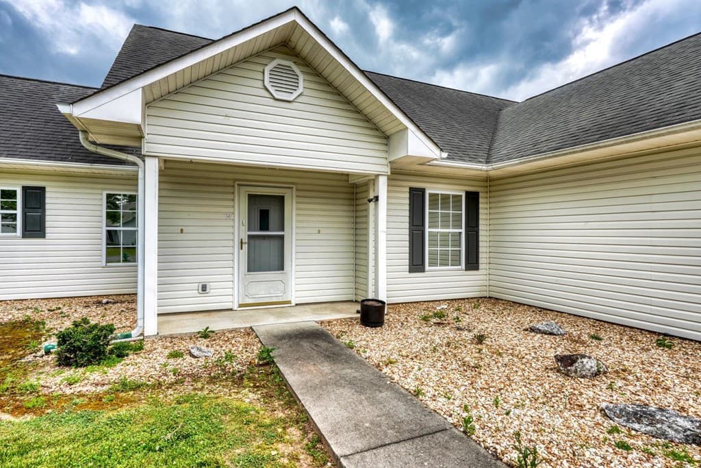 22 Sunset Court, Blue Ridge GA 30513 - Photo