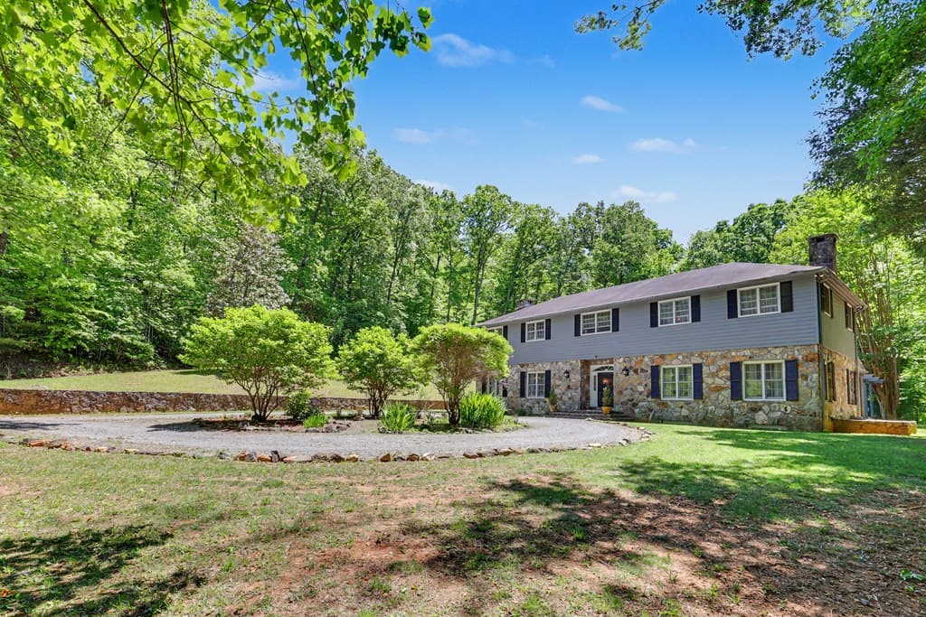 1127 Burch Branch Road, Hiawassee GA 30546 - Photo