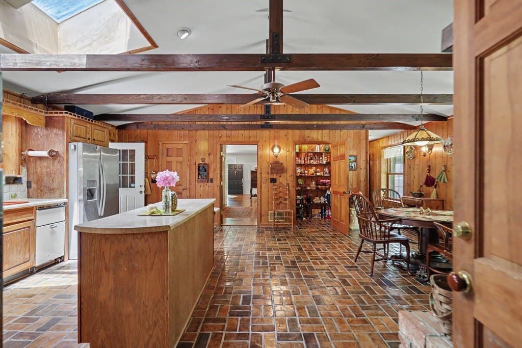 1127 Burch Branch Road, Hiawassee GA 30546 - Photo