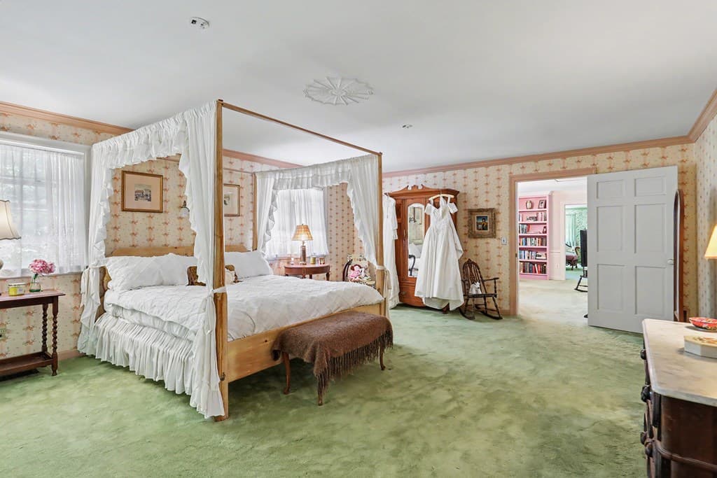 1127 Burch Branch Road, Hiawassee GA 30546 - Photo