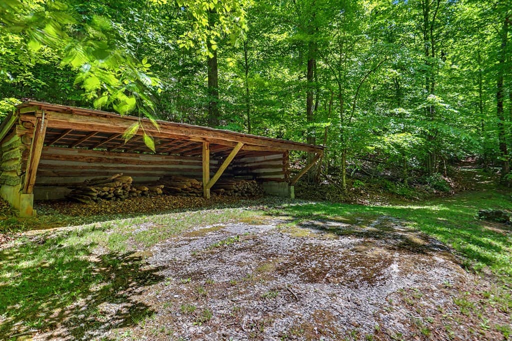 1127 Burch Branch Road, Hiawassee GA 30546 - Photo