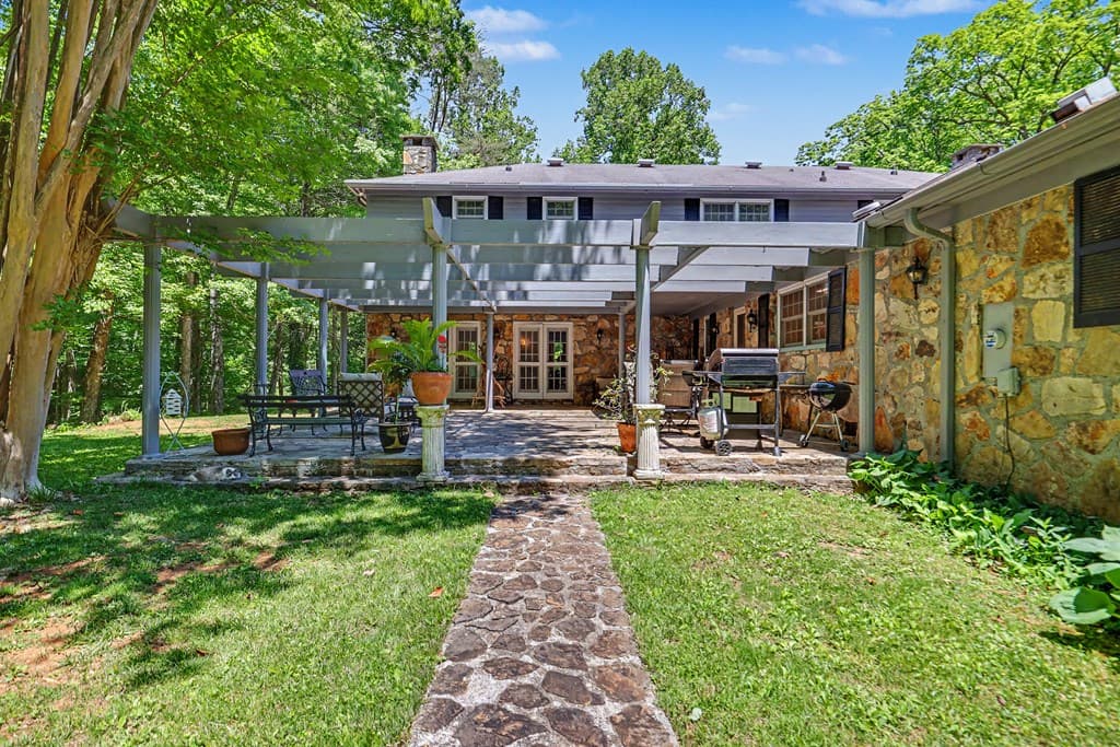1127 Burch Branch Road, Hiawassee GA 30546 - Photo