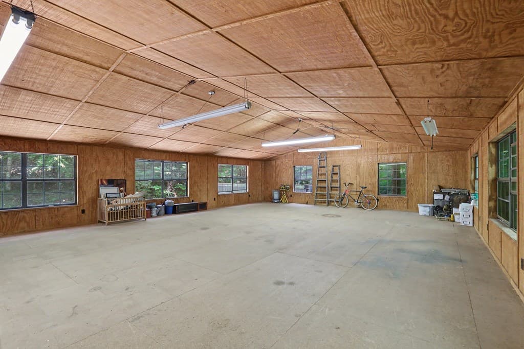 1127 Burch Branch Road, Hiawassee GA 30546 - Photo