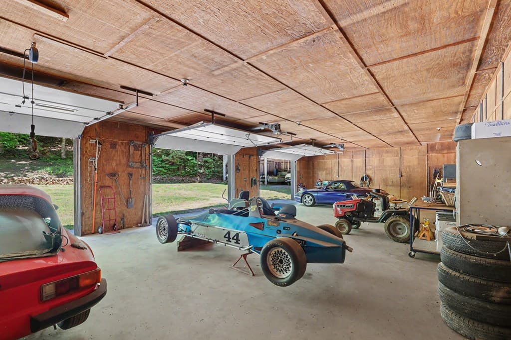 1127 Burch Branch Road, Hiawassee GA 30546 - Photo