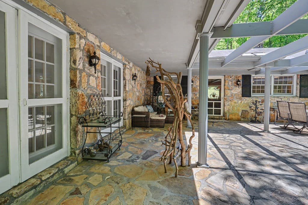 1127 Burch Branch Road, Hiawassee GA 30546 - Photo