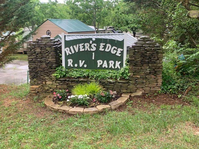 212 Vista Circle, Blairsville GA 30512 - Photo