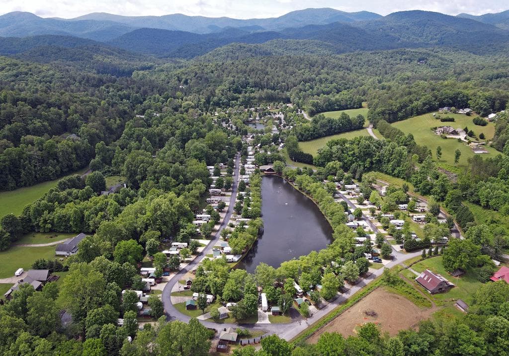 212 Vista Circle, Blairsville GA 30512 - Photo