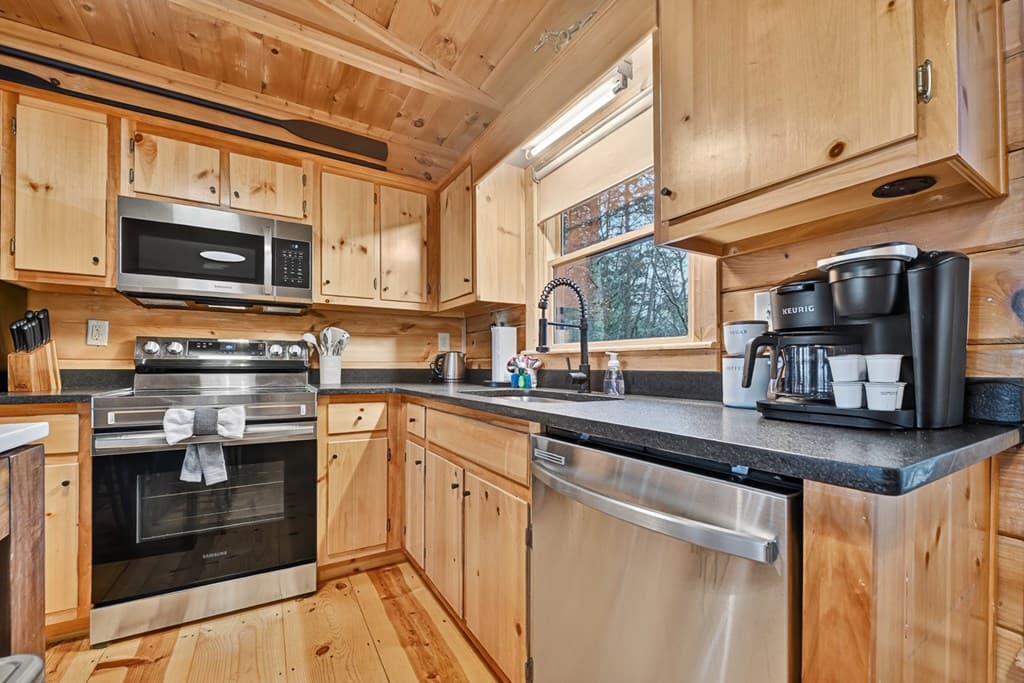 89 N Whitepath Circle, Ellijay GA 30540 - Photo
