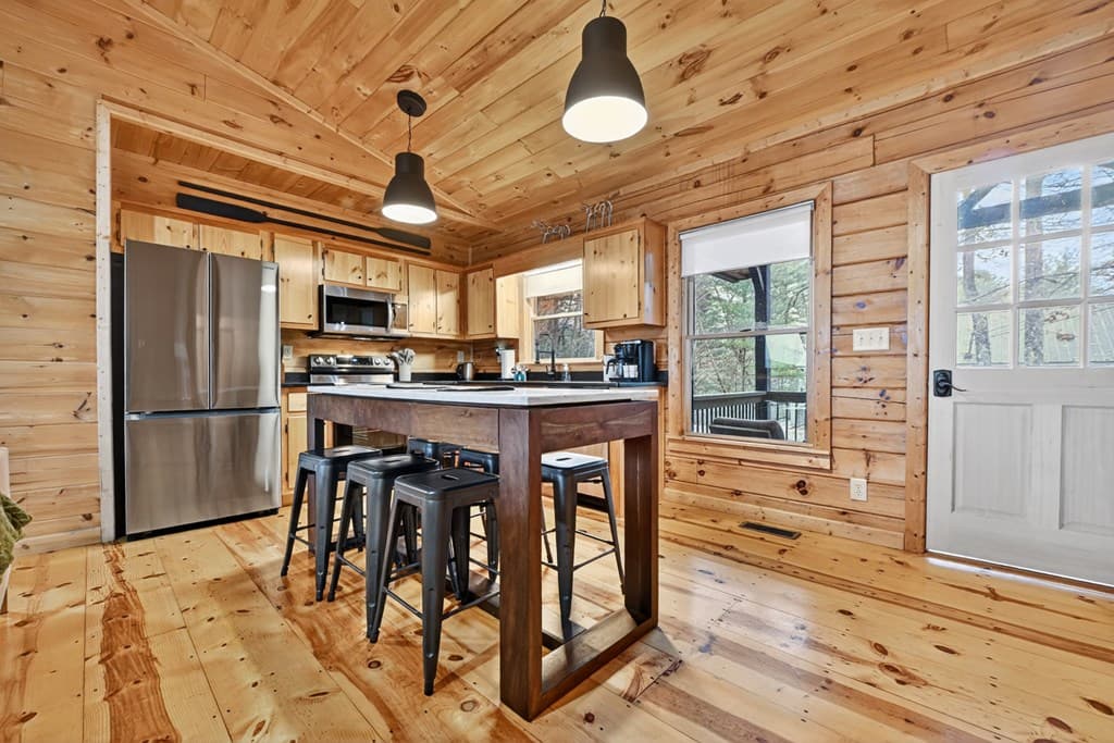 89 N Whitepath Circle, Ellijay GA 30540 - Photo