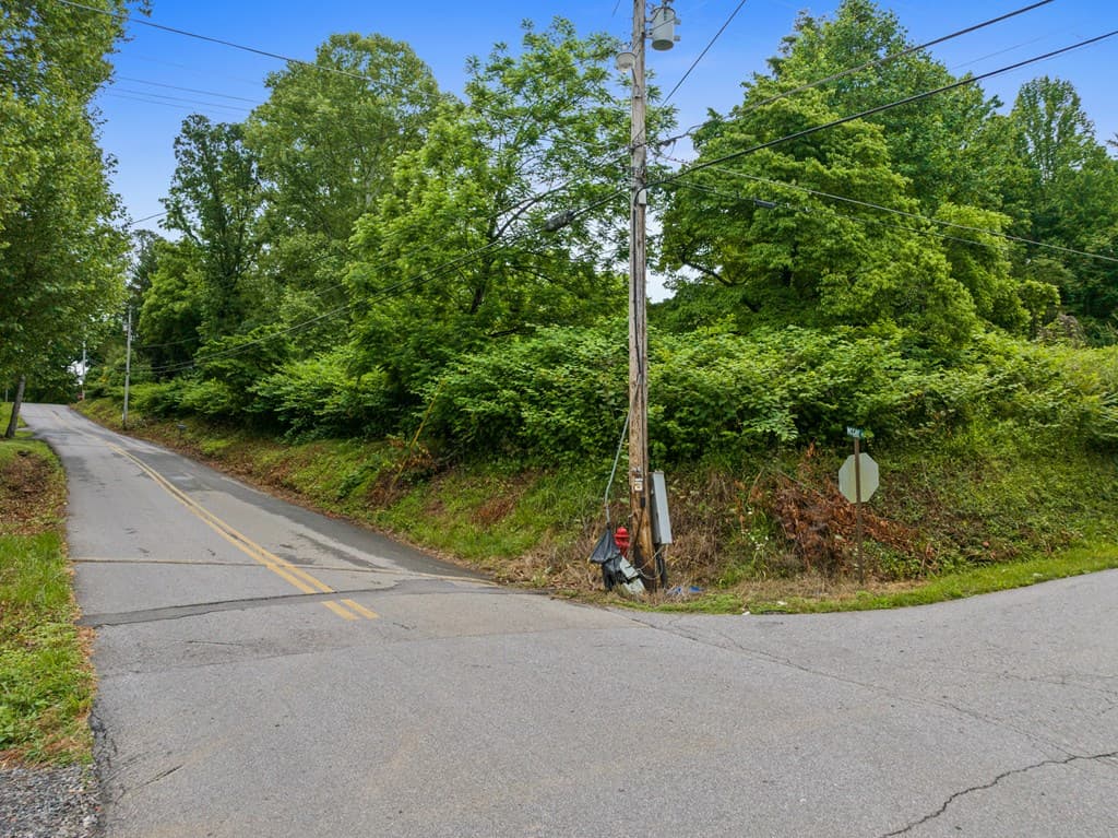 3.23A Kingtown Street, Mccaysville GA 30555 - Photo