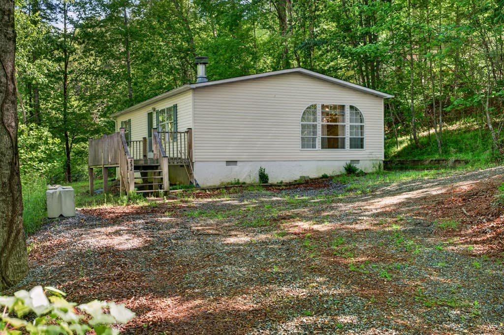 282 West Cherry, Hayesville NC 28904 - Photo