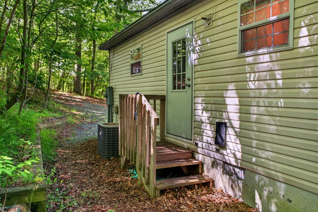 282 West Cherry, Hayesville NC 28904 - Photo