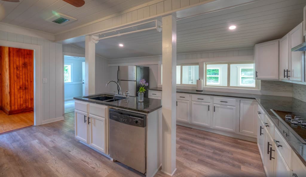 849 Valley River Avenue, Murphy NC 28906 - Photo
