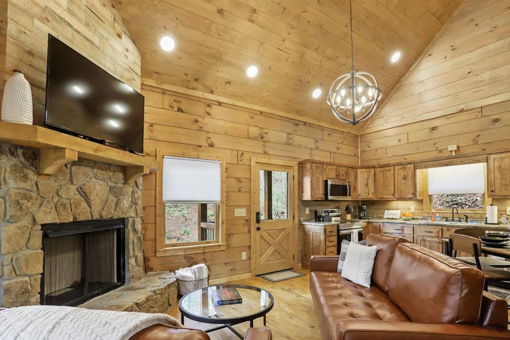 187 Cashes Valley Lane, Cherry Log GA 30522 - Photo