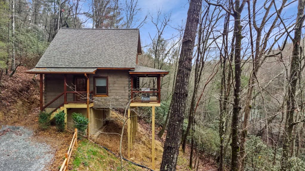 187 Cashes Valley Lane, Cherry Log GA 30522 - Photo