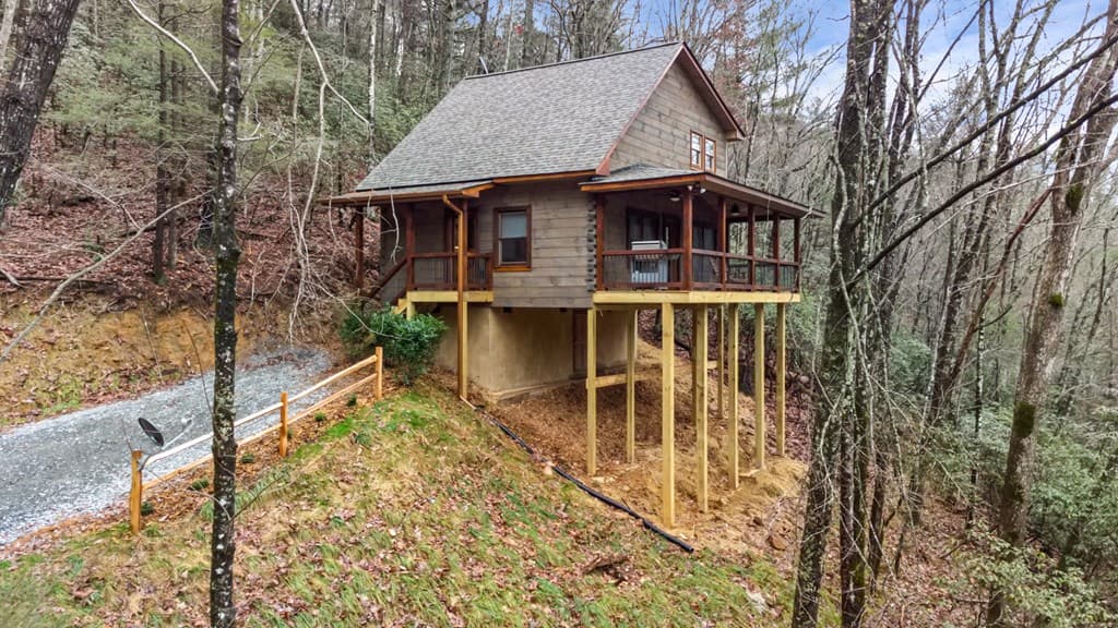 187 Cashes Valley Lane, Cherry Log GA 30522 - Photo