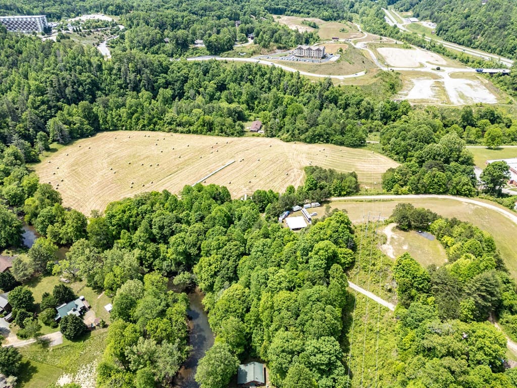 3674 Us 19, Marble NC 28905 - Photo