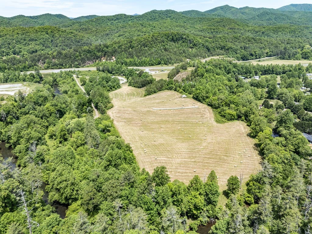 3674 Us 19, Marble NC 28905 - Photo