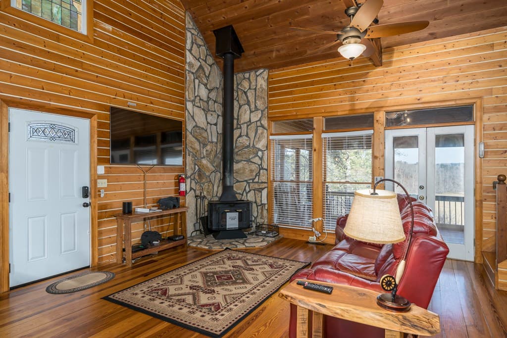 517 Ridge Road, Blue Ridge GA 30513 - Photo