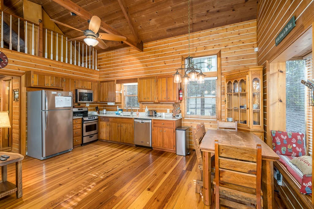 517 Ridge Road, Blue Ridge GA 30513 - Photo