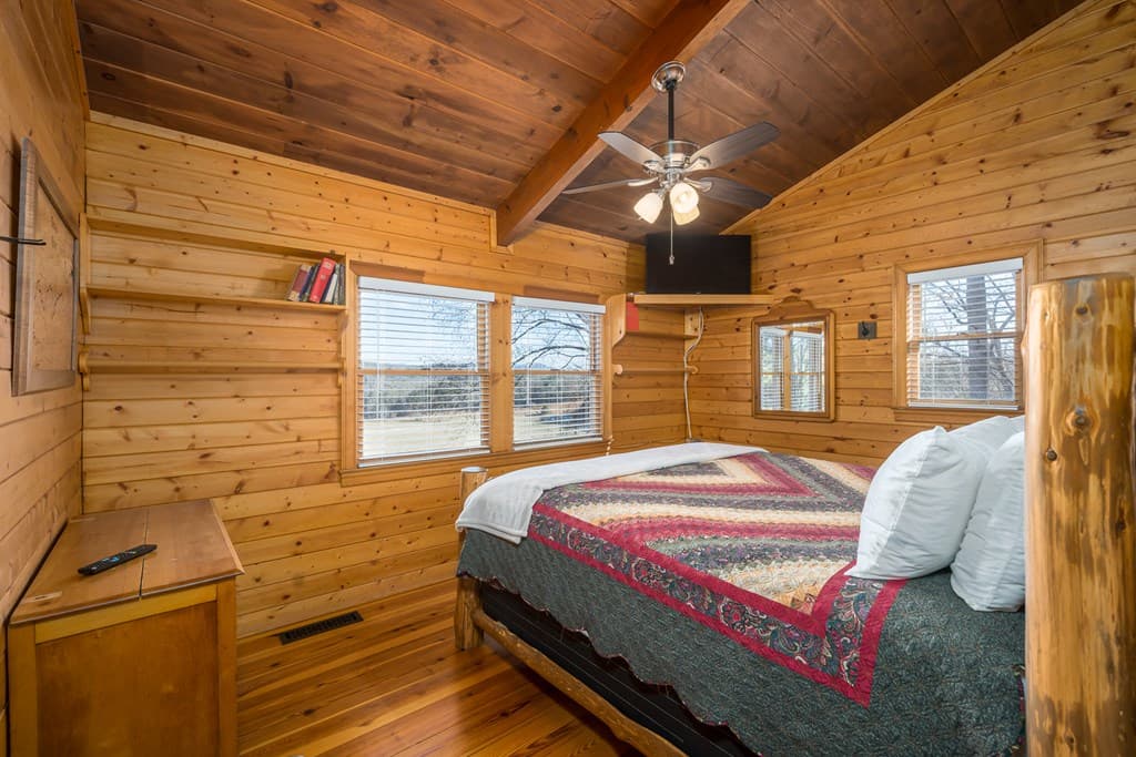 517 Ridge Road, Blue Ridge GA 30513 - Photo