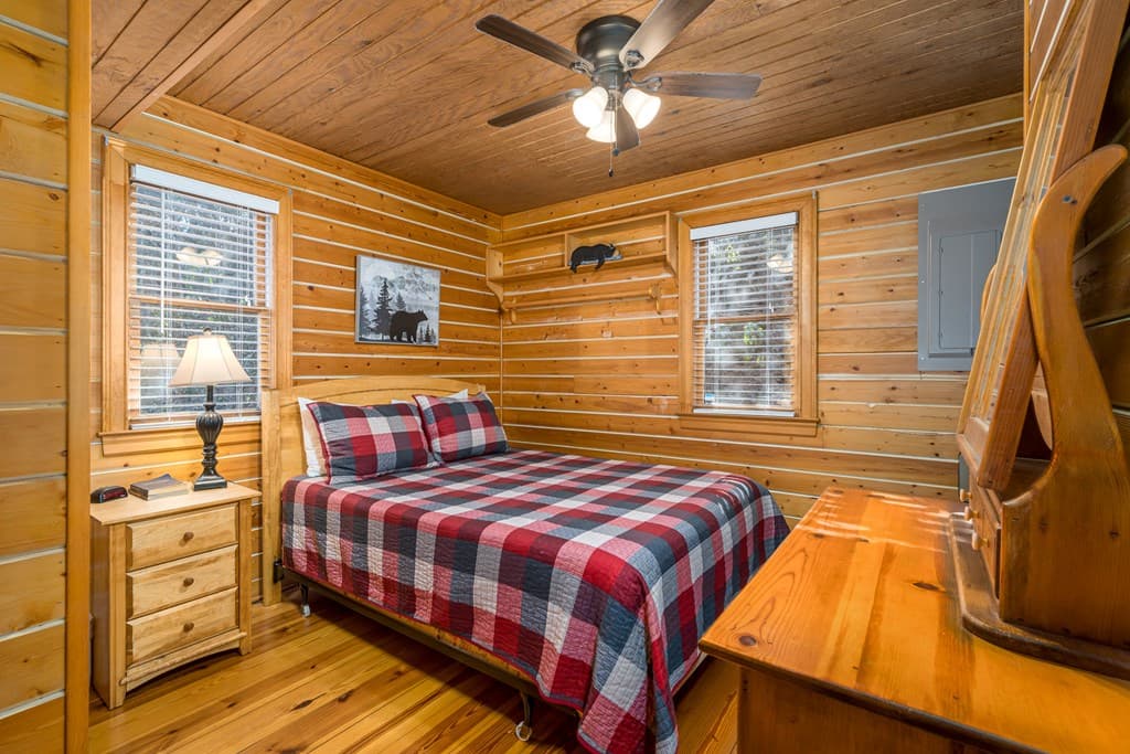 517 Ridge Road, Blue Ridge GA 30513 - Photo