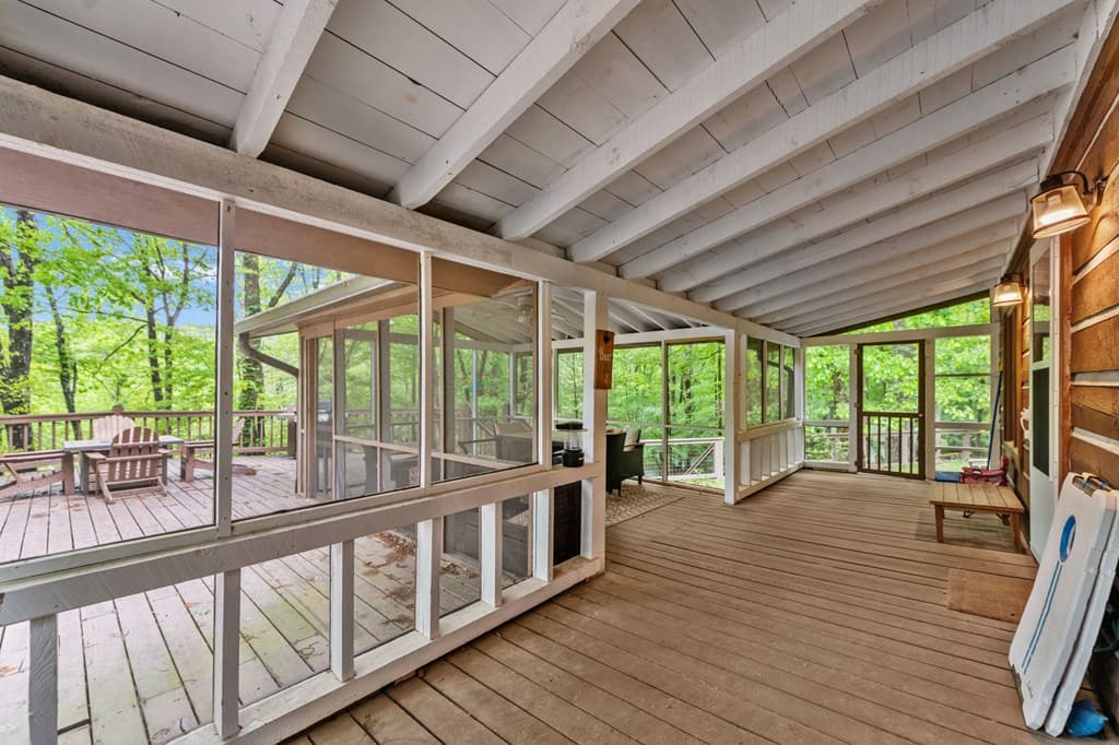 916 Old Cashes Valley Road, Blue Ridge GA 30513 - Photo