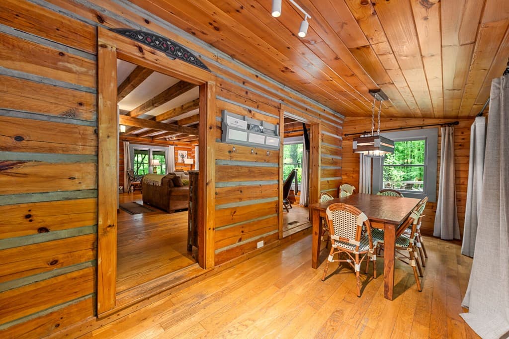 916 Old Cashes Valley Road, Blue Ridge GA 30513 - Photo