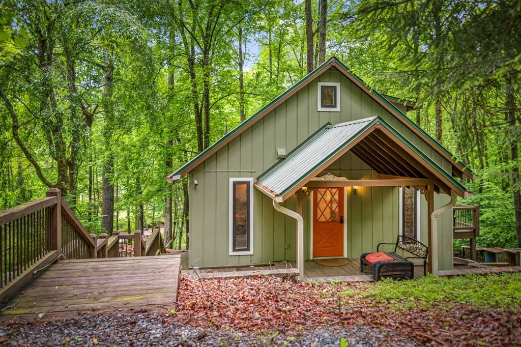 916 Old Cashes Valley Road, Blue Ridge GA 30513 - Photo