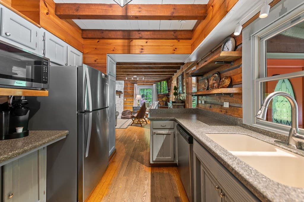 916 Old Cashes Valley Road, Blue Ridge GA 30513 - Photo