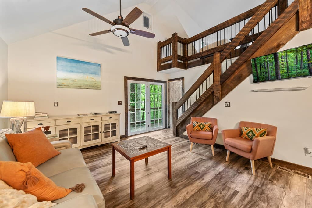916 Old Cashes Valley Road, Blue Ridge GA 30513 - Photo