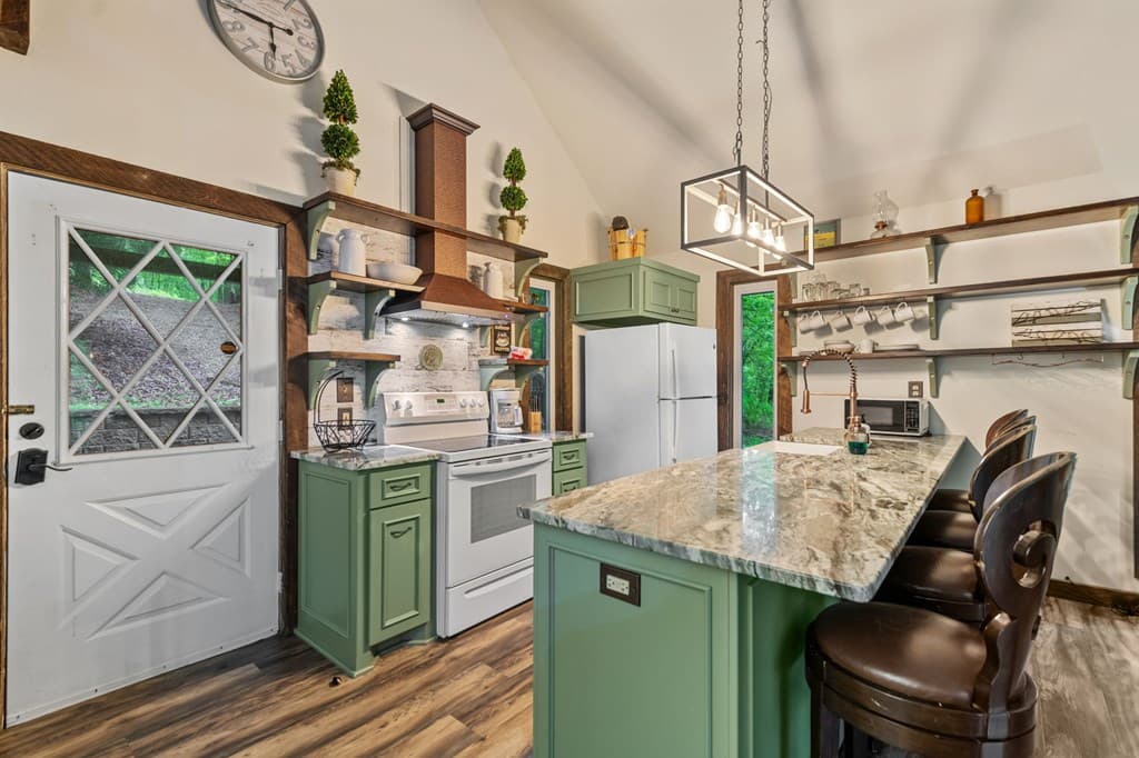 916 Old Cashes Valley Road, Blue Ridge GA 30513 - Photo