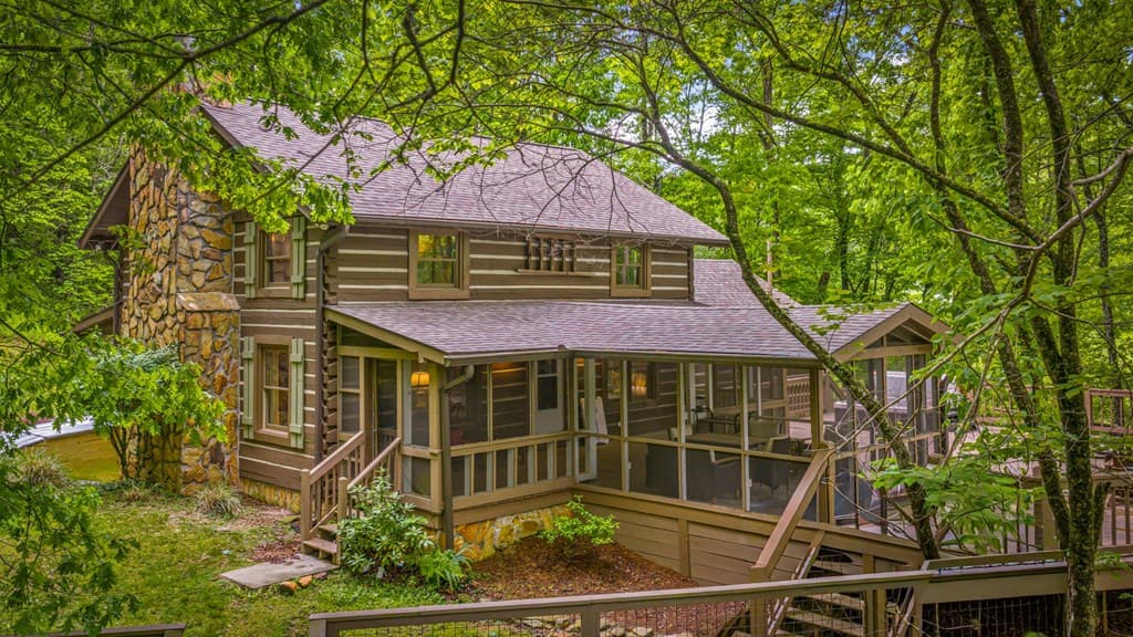 916 Old Cashes Valley Road, Blue Ridge GA 30513 - Photo