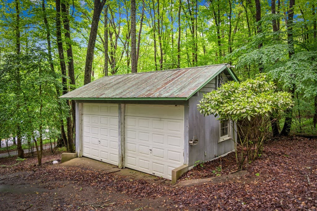 916 Old Cashes Valley Road, Blue Ridge GA 30513 - Photo