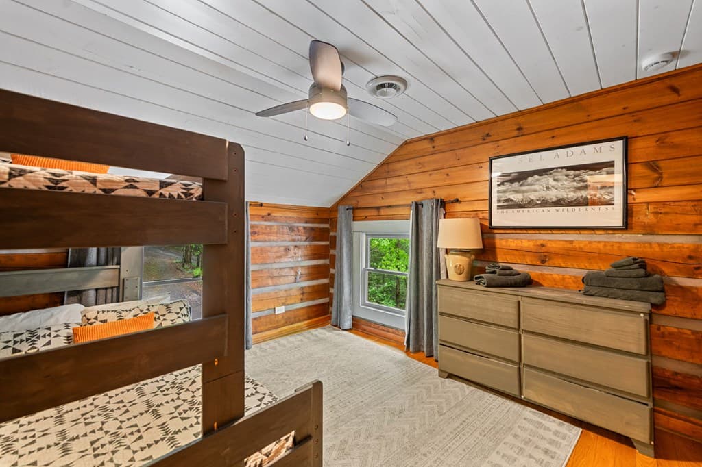 916 Old Cashes Valley Road, Blue Ridge GA 30513 - Photo