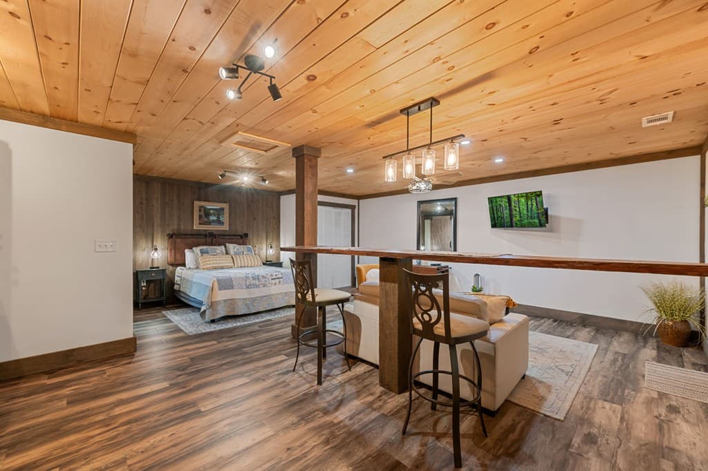 916 Old Cashes Valley Road, Blue Ridge GA 30513 - Photo