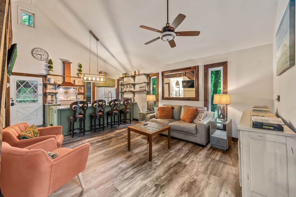 916 Old Cashes Valley Road, Blue Ridge GA 30513 - Photo