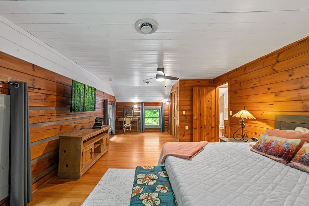 916 Old Cashes Valley Road, Blue Ridge GA 30513 - Photo