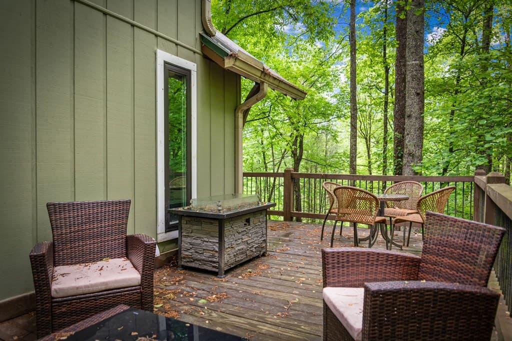 916 Old Cashes Valley Road, Blue Ridge GA 30513 - Photo