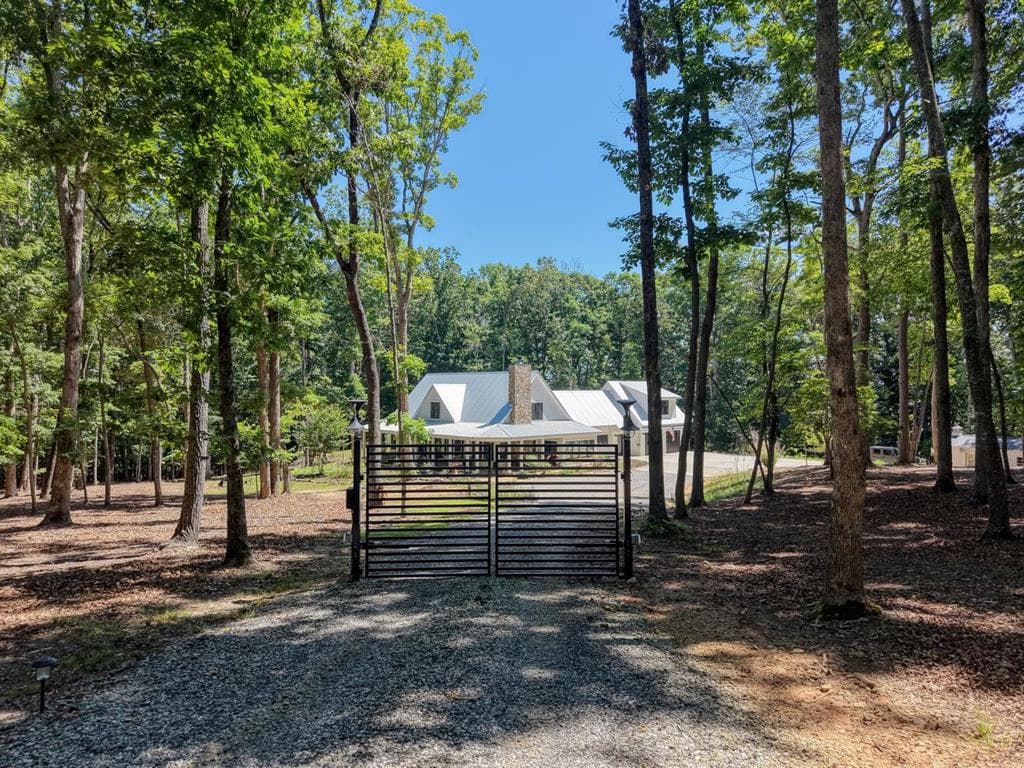 392 Mustang Trail, Blairsville GA 30512 - Photo