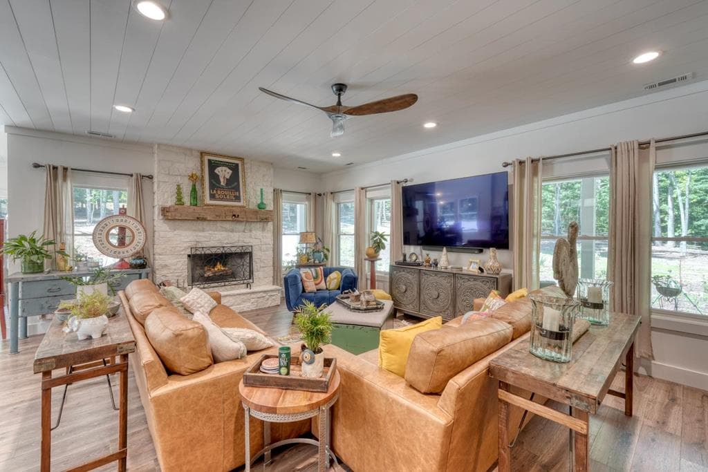 392 Mustang Trail, Blairsville GA 30512 - Photo