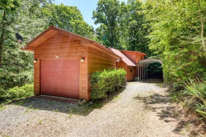 147 Mountain Top View Road, Blairsville GA 30512 - Photo