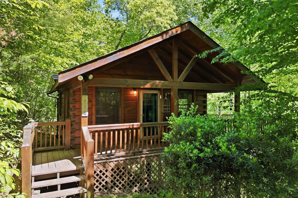37 Dean Court, Blue Ridge GA 30513 - Photo