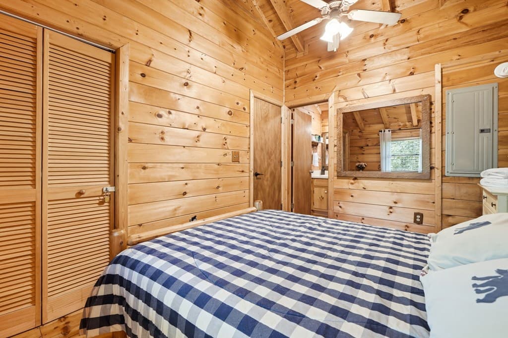 37 Dean Court, Blue Ridge GA 30513 - Photo