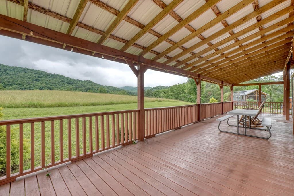568 Parks Road, Hiawassee GA 30546 - Photo