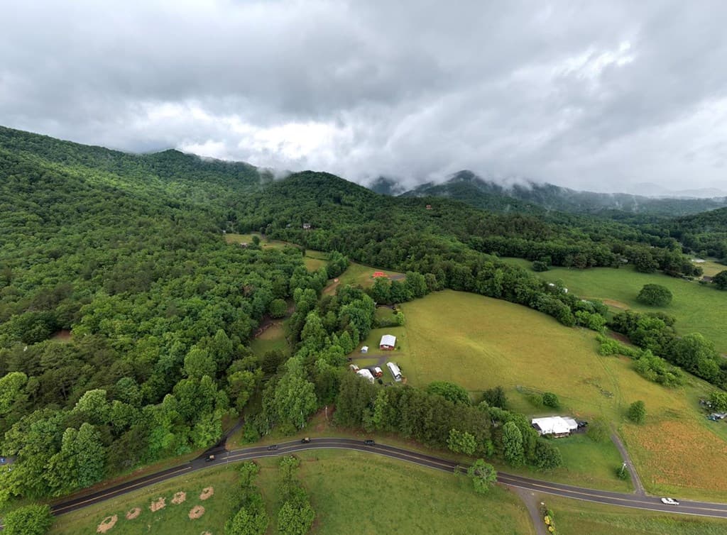568 Parks Road, Hiawassee GA 30546 - Photo