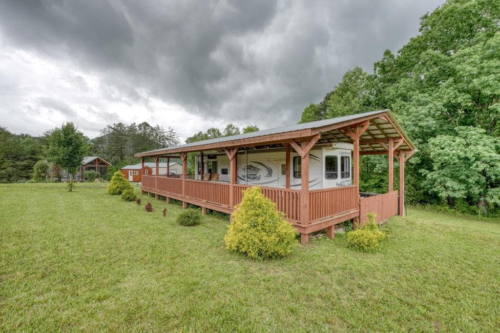 568 Parks Road, Hiawassee GA 30546 - Photo